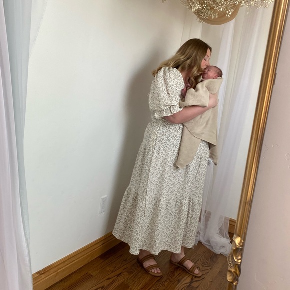 Meet your Posher, Brenda - Picture 3 of 5